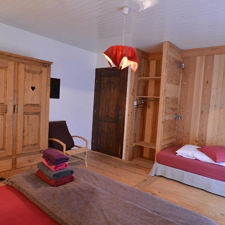 Le Chalet De Valentine Bed and Breakfast Ventron Buitenkant foto