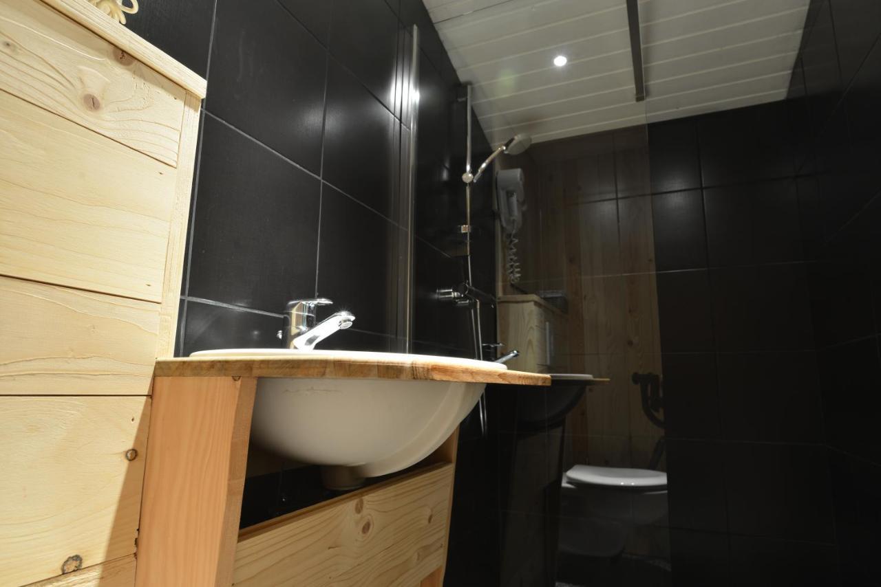 Le Chalet De Valentine Bed and Breakfast Ventron Buitenkant foto